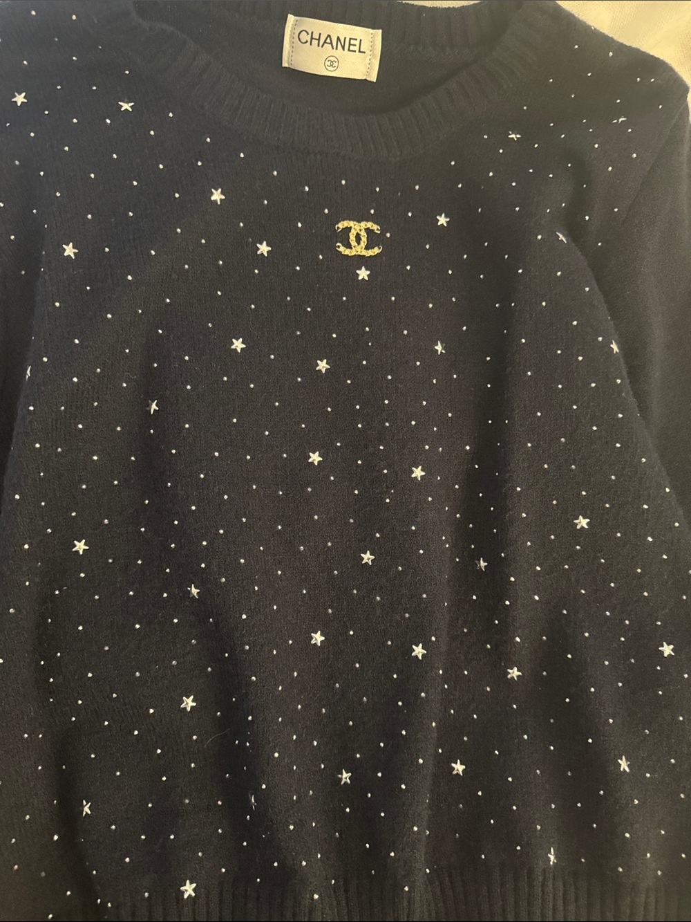 chanel sweater - Picture 3 of 3